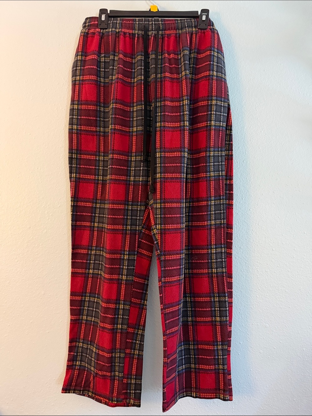 Cuddl Duds Lg Red and Black Plaid Fleece Lounge Pants